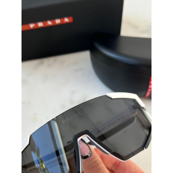 NEW Prada Sport PS04WS Sunglasses in White - Picture 4 of 8